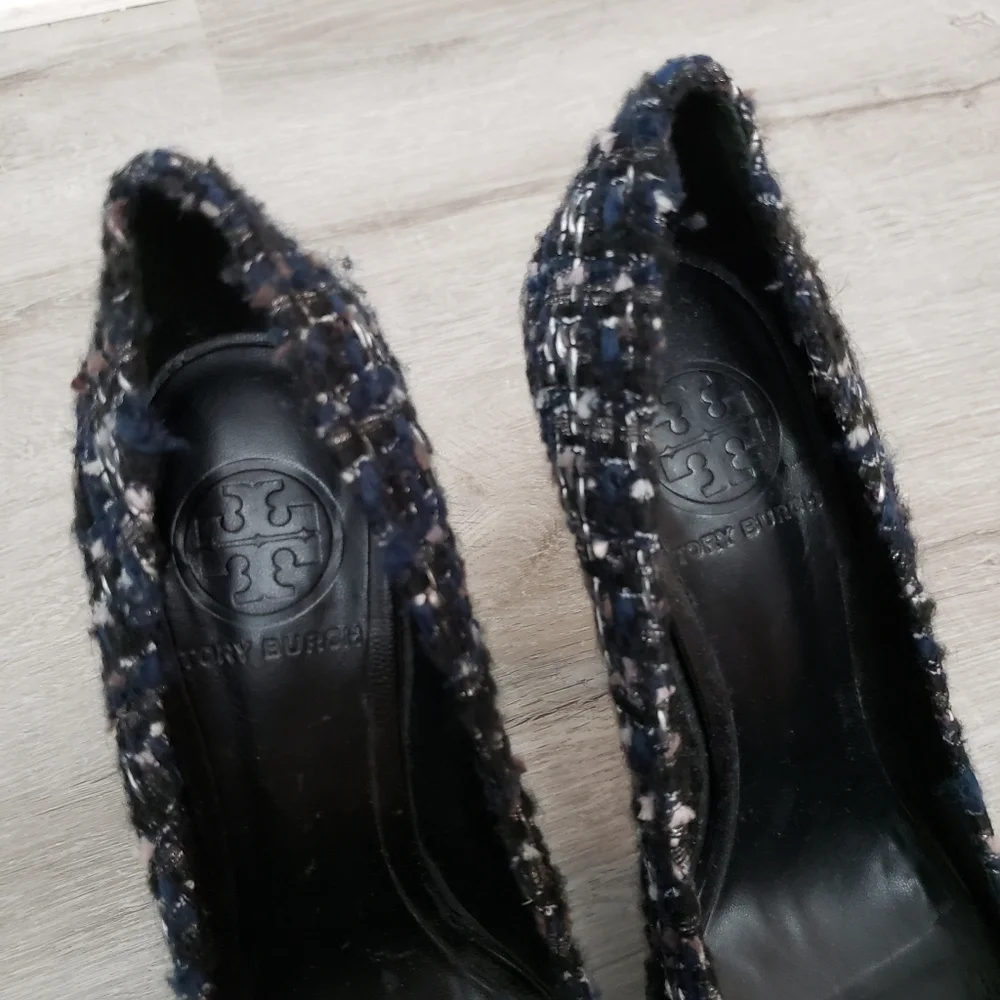 Tory Burch Size 6 Peggy Tweed and Suede High Heels Stilettos Pumps